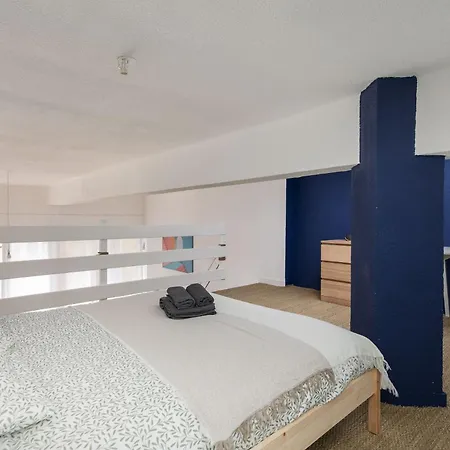 Duplex Au Calme A Deux Pas Du Centre-ville Avec Parking Privatif Et Terrasse Apartament