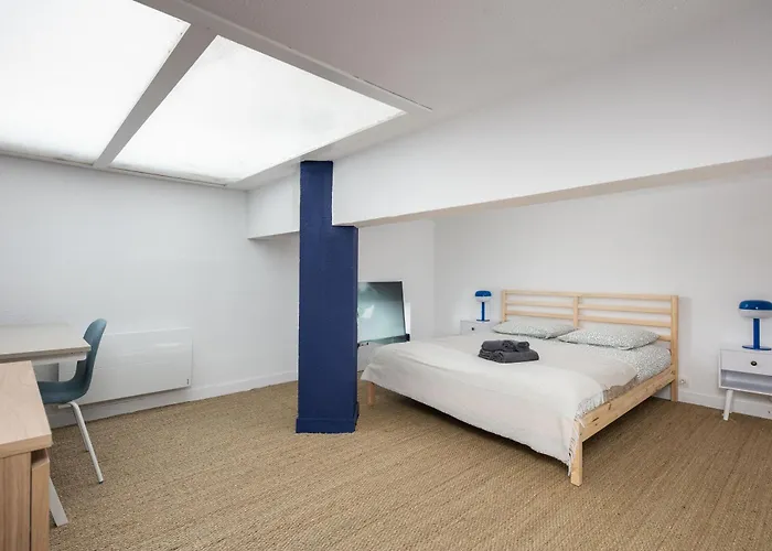 Apartament Duplex Au Calme A Deux Pas Du Centre-ville Avec Parking Privatif Et Terrasse Brest